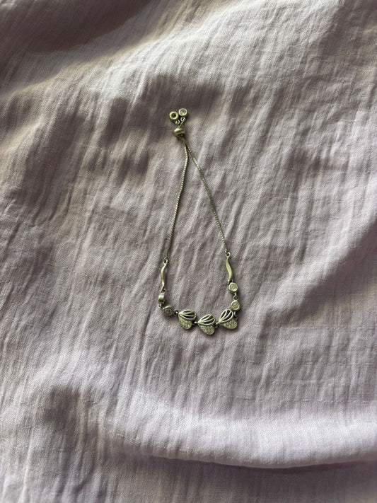 Kanika – Delicate Petal Bracelet